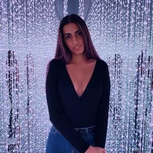 Meet your Posher, Manisha